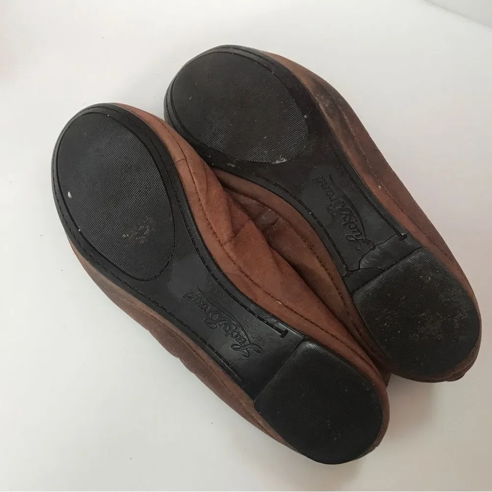 Lucky Brand  Leather Closed Toe Ballerina Shoes Size (7.5)